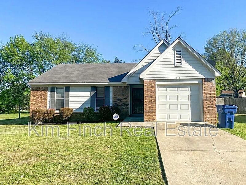 1st image of 3845 Shadow Oaks Pkwy