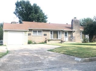 305 N 13th St, Ponca City, OK 74601