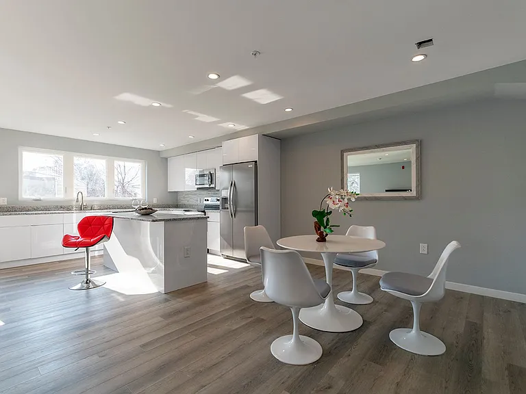 808 W Norris Street — Photo 1