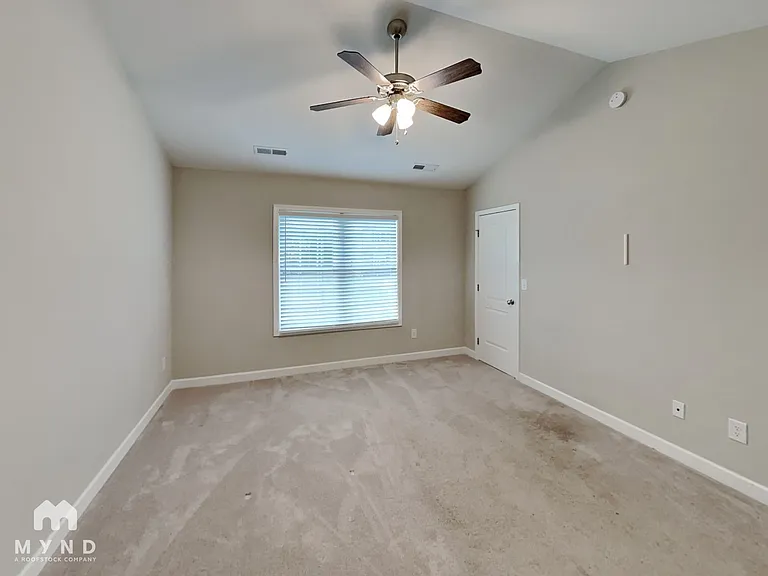 733 Hillside St — Photo 8