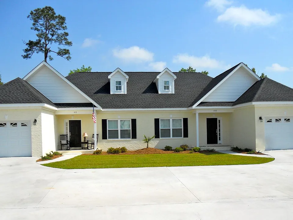 304 Palm Ave