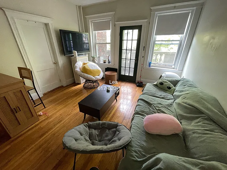 9 Egremont Rd #12 — Photo 2