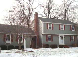 7 Dorianna Ave, Shrewsbury, MA 01545