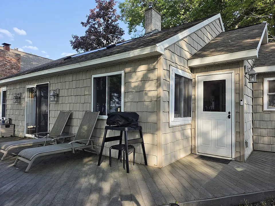 5853 Michigan Ave #55