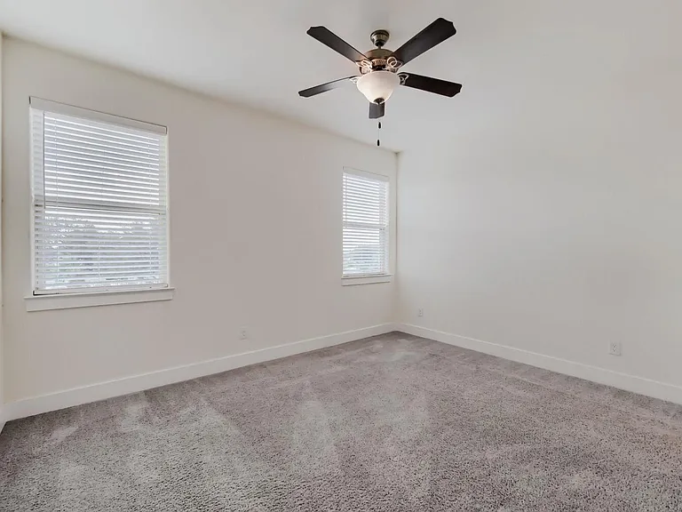 401 Parkline Dr #1A — Photo 15