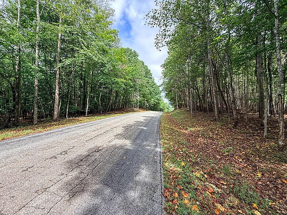 4th image of 322 Goose Dam Rd