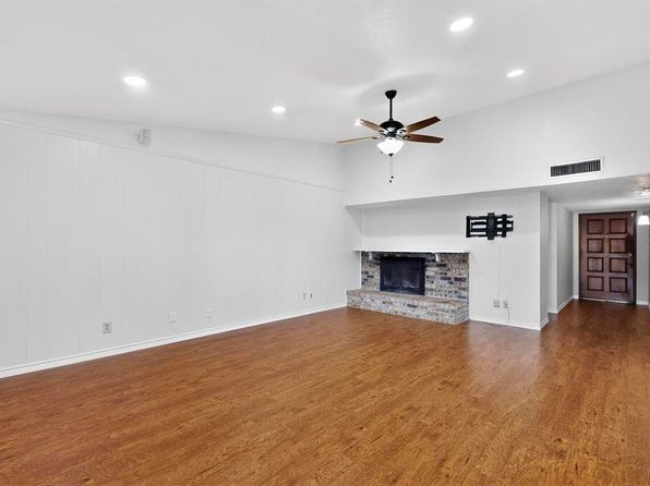 3302 Janwood Ln