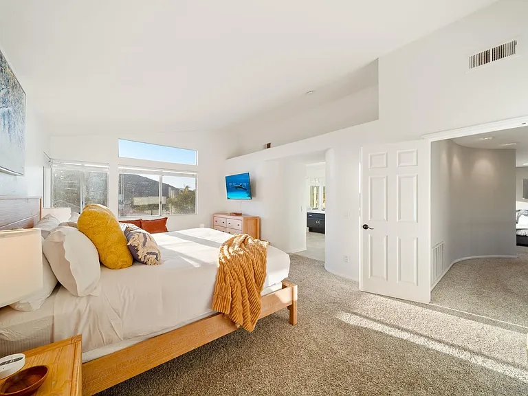 18106 Chieftain Ct — Photo 33