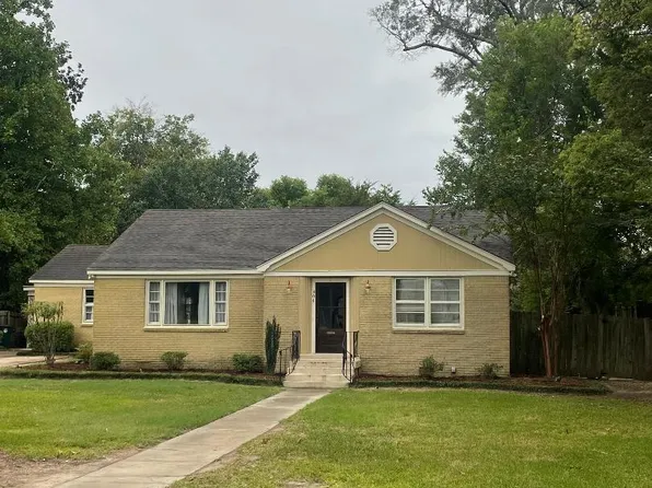 304 E Jefferson Ave, Greenwood, MS 38930