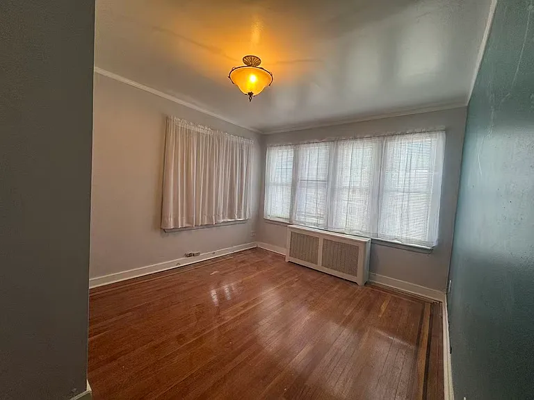 1619 Edison Ave #3 — Photo 4