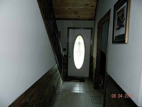 Hallway going to Family Room