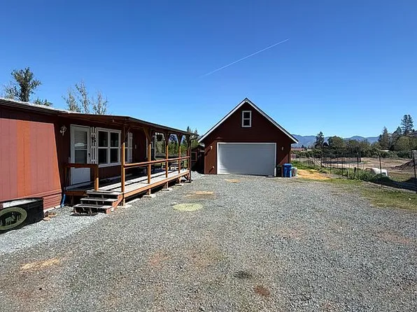 1807 Rounds Ave, Grants Pass, OR 97527