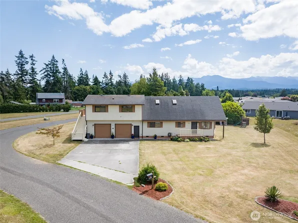22 Agnew Parkway, Port Angeles, WA 98362