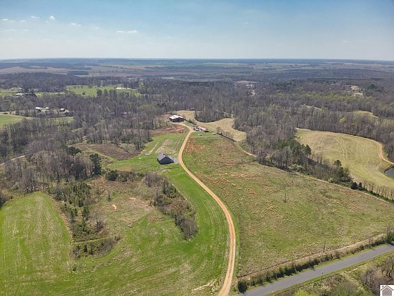 2nd image of 181 Wilson Hill Rd