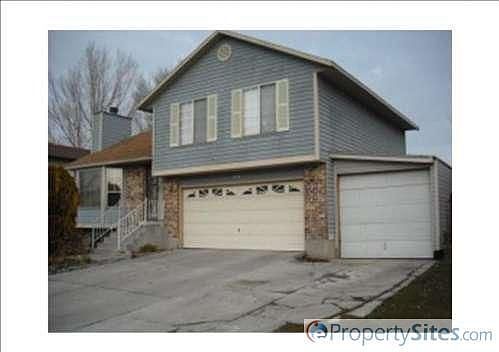 1st image of 956 N Libby Way