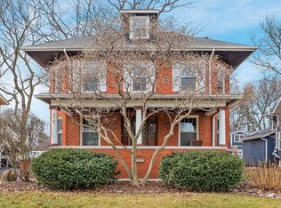 212 S Brainard Ave, La Grange, IL 60525