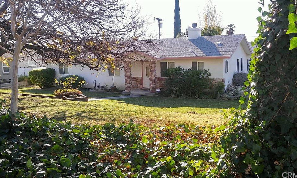 1st image of 1741 Mesa Verde Ave