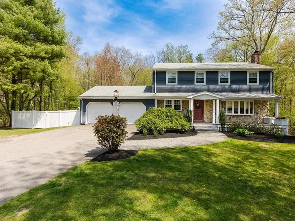 32 Deborah Lee Ln, North Easton, MA 02356