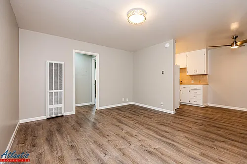 283 E Reed St #5 Photo 1