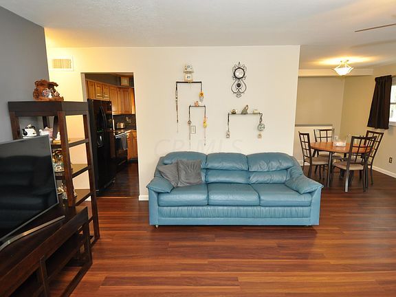 4th image of 470 Dovewood Dr