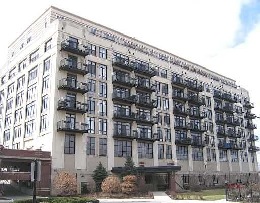 1st image of 1524 S Sangamon St Unit 307