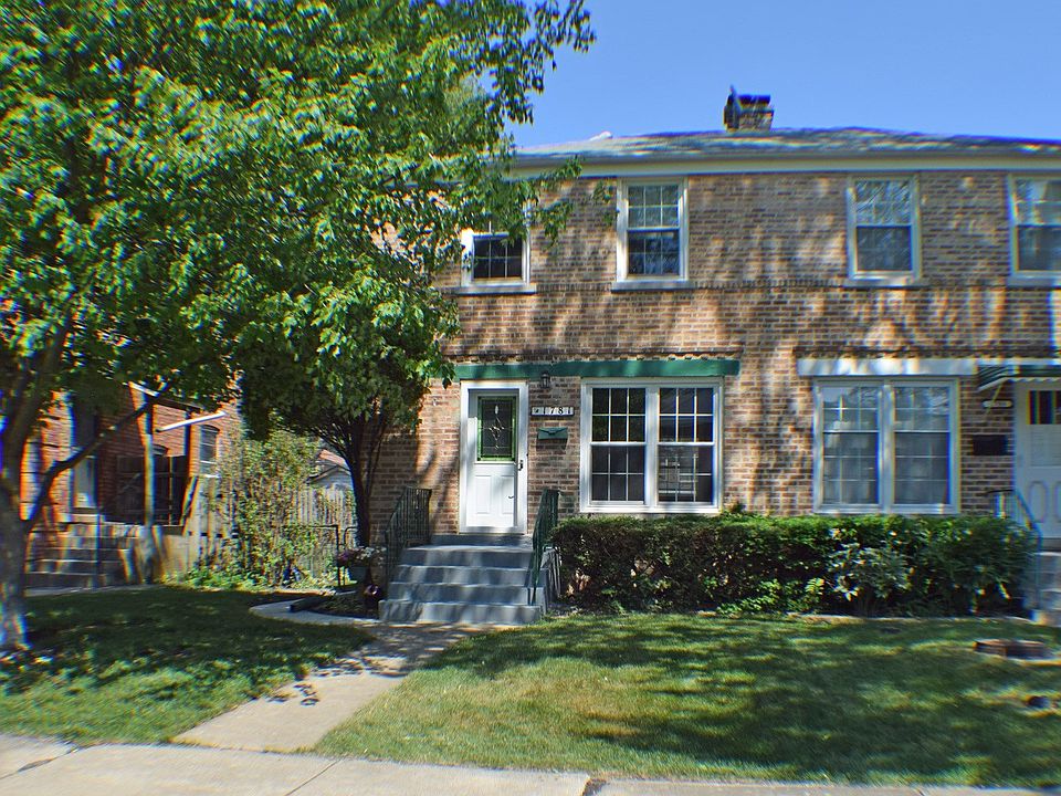 1st image of 1781 Linden St