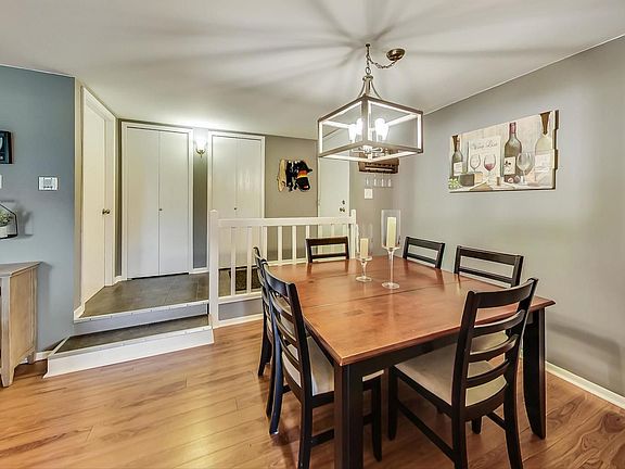 4th image of 2212 Wharf Dr APT 2106