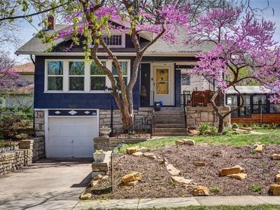 5621 Charlotte St, Kansas City, MO, 64110