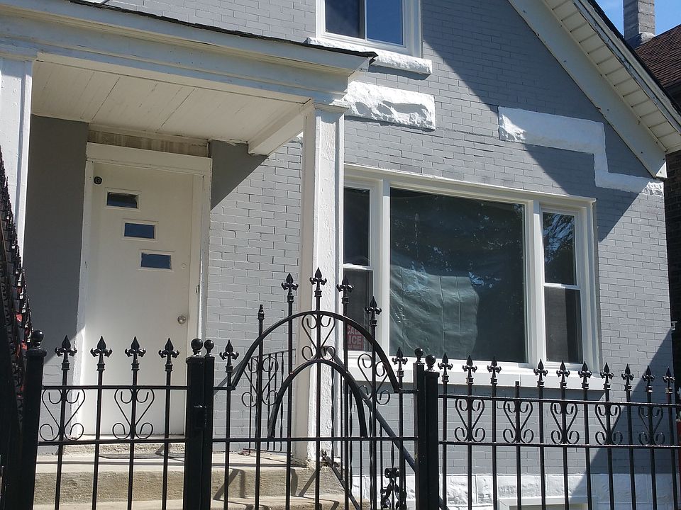 1st image of 3617 S Winchester Ave #2