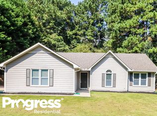 35 Riverside Ct, Hampton, GA 30228