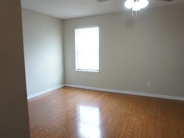8784 Whispering Pines Dr — Photo 7