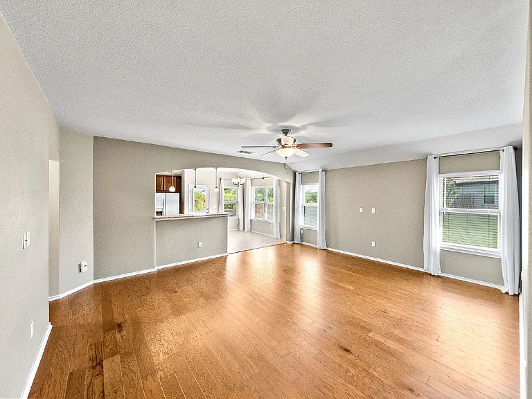 6097 Heron Dr — Photo 4