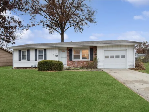 3110 NE 66th St, Kansas City, MO 64119