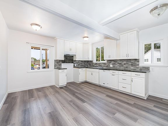 3rd image of 11270 Vena Ave