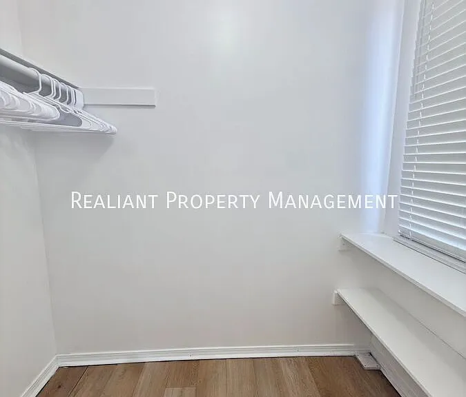 139 E Clifton Ave #139E301 — Photo 7