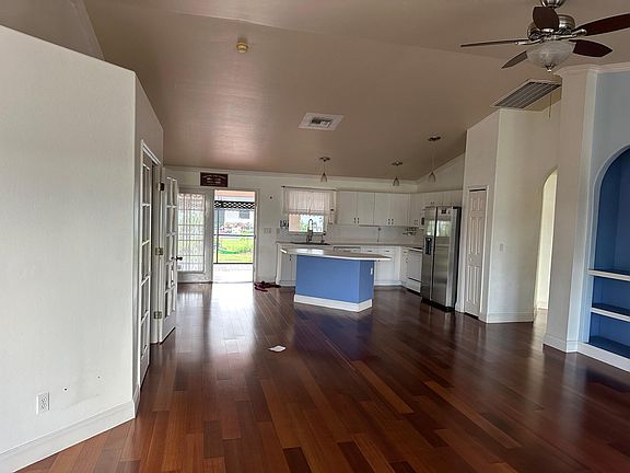 5th image of 2034 NE 25th Ter