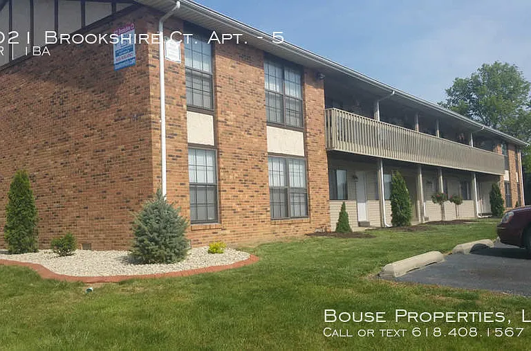 1021 Brookshire Ct #5 — Photo 1