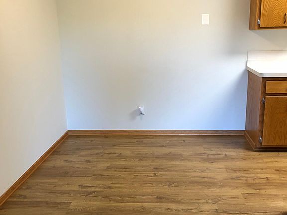 2nd image of 401 E Burnsville Pkwy APT 135