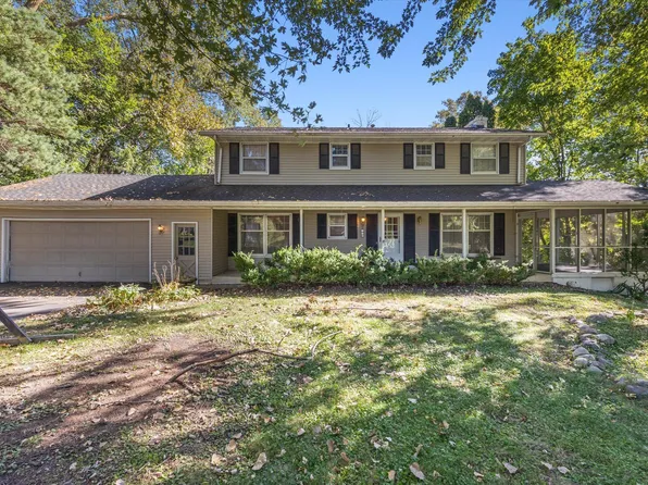 355 Margaret Cir, Wayzata, MN 55391