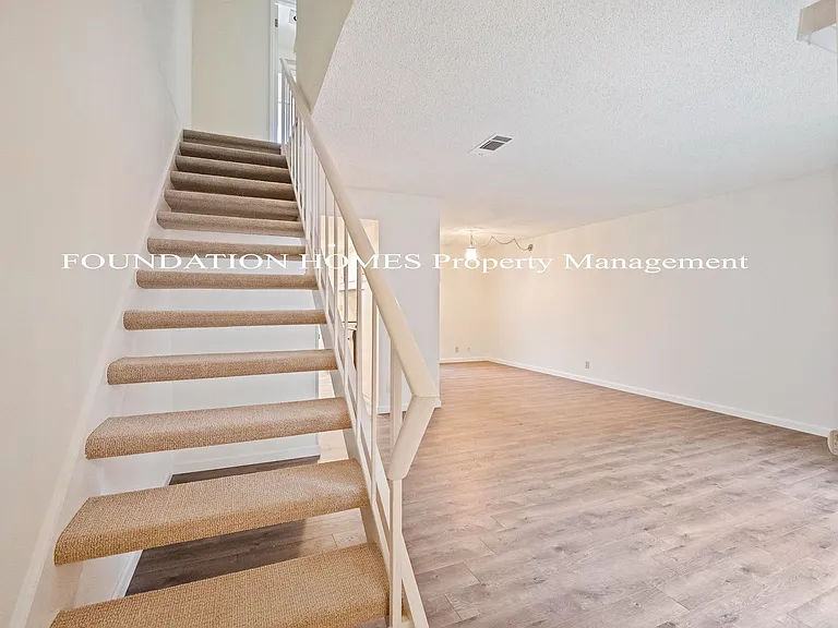 67 Roundtree Blvd — Photo 7