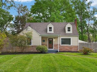 1865 Knight Rd, Akron, OH 44306