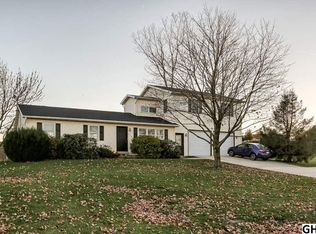 214 Carlson Rd, Hummelstown, PA 17036