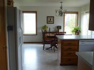 3649 Copper Oak Cir, Green Bay, WI 54313