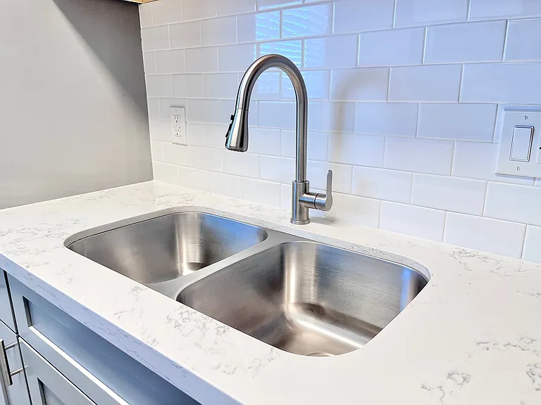 Mojave Apartments — Photo 13