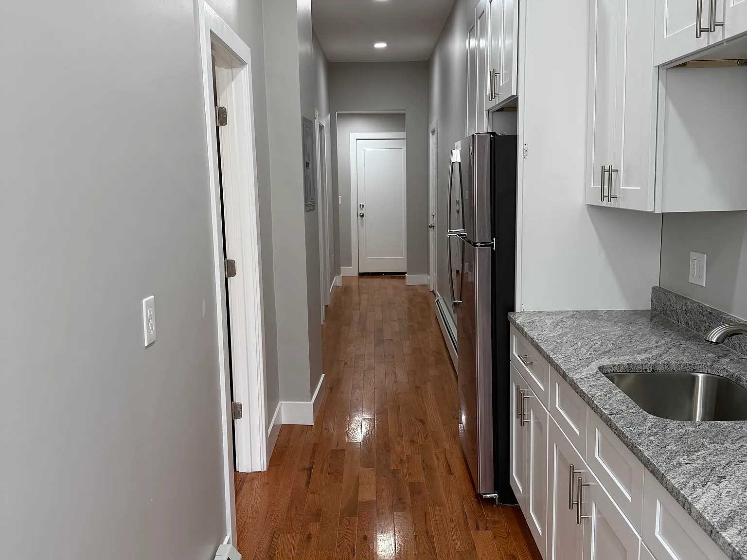 43 West St — Photo 3