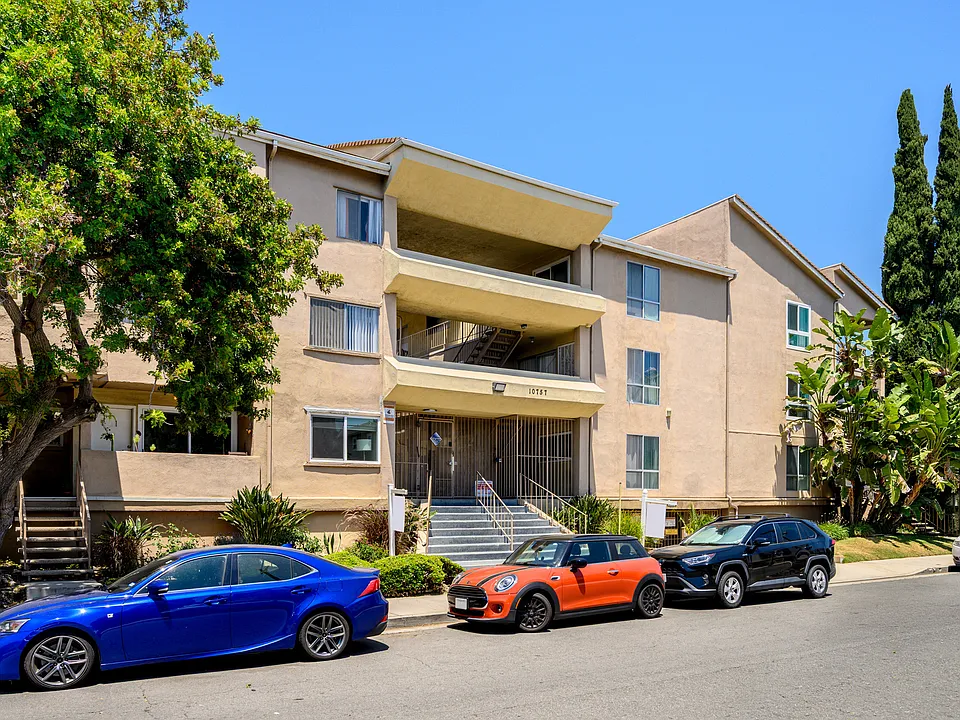 10757 Hortense St #210
