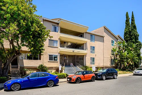 10757 Hortense St #210 Photo 1
