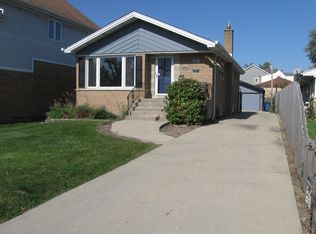 323 E Butterfield Rd, Elmhurst, IL 60126