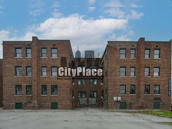 4th image of 5345 E Washington St APT 18