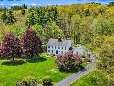11 Puritan Drive, Bedford, NH, 03110